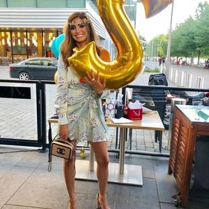 Meet your Posher, Simryn